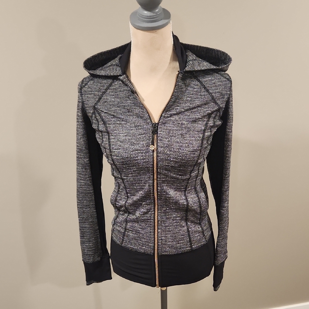 Women's Black and Gray Zip-Up Lululemmon